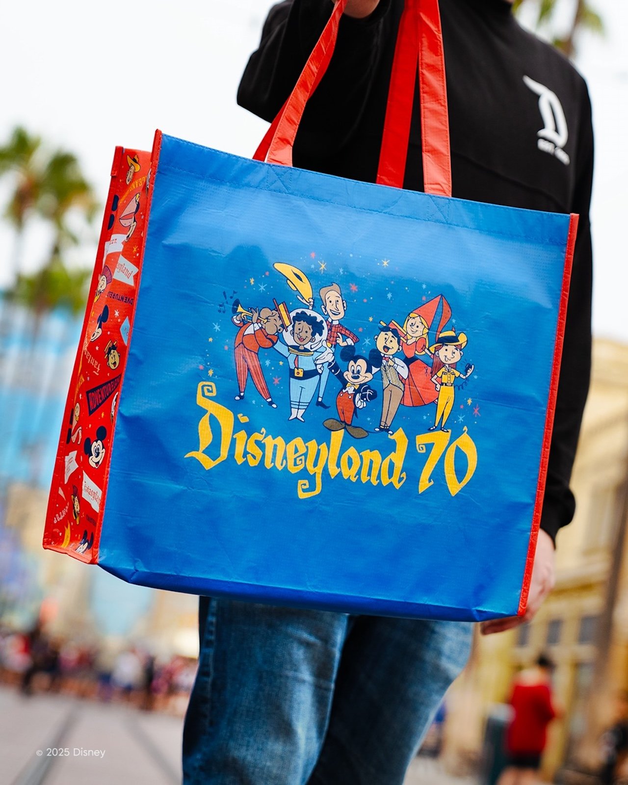 70th anniversary Magic Key tote bag
