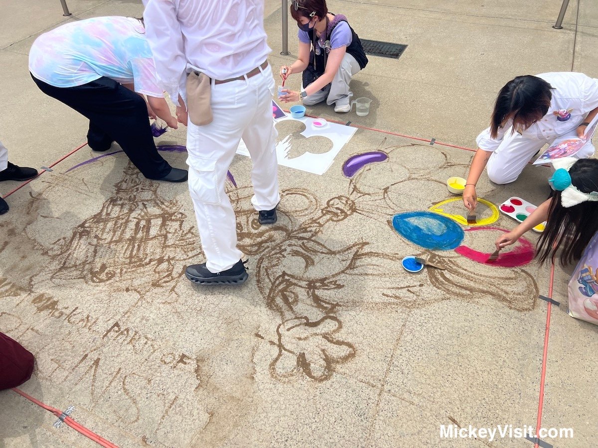 hong kong painting sidewalks