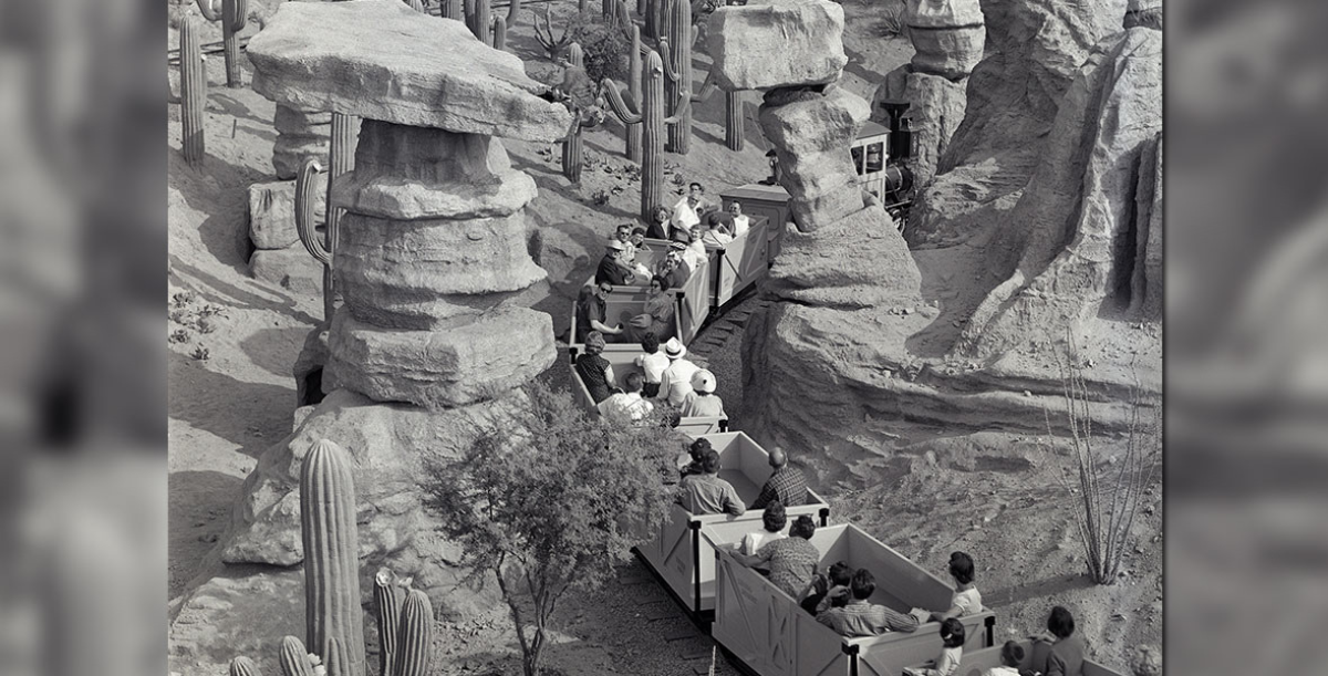 Minetrain Through Nature's Wonderland