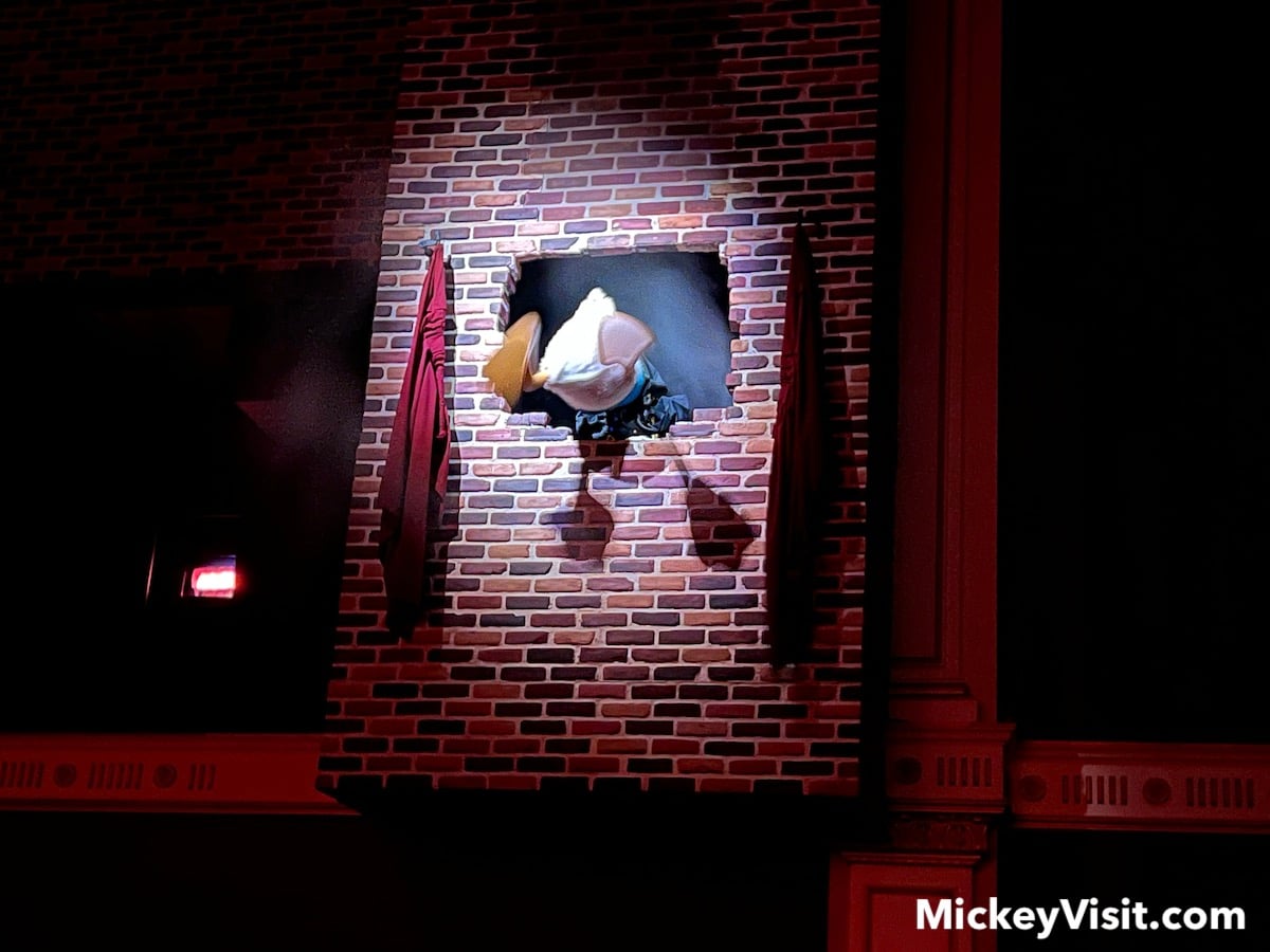 mickeys philharmagic donald duck in the wall