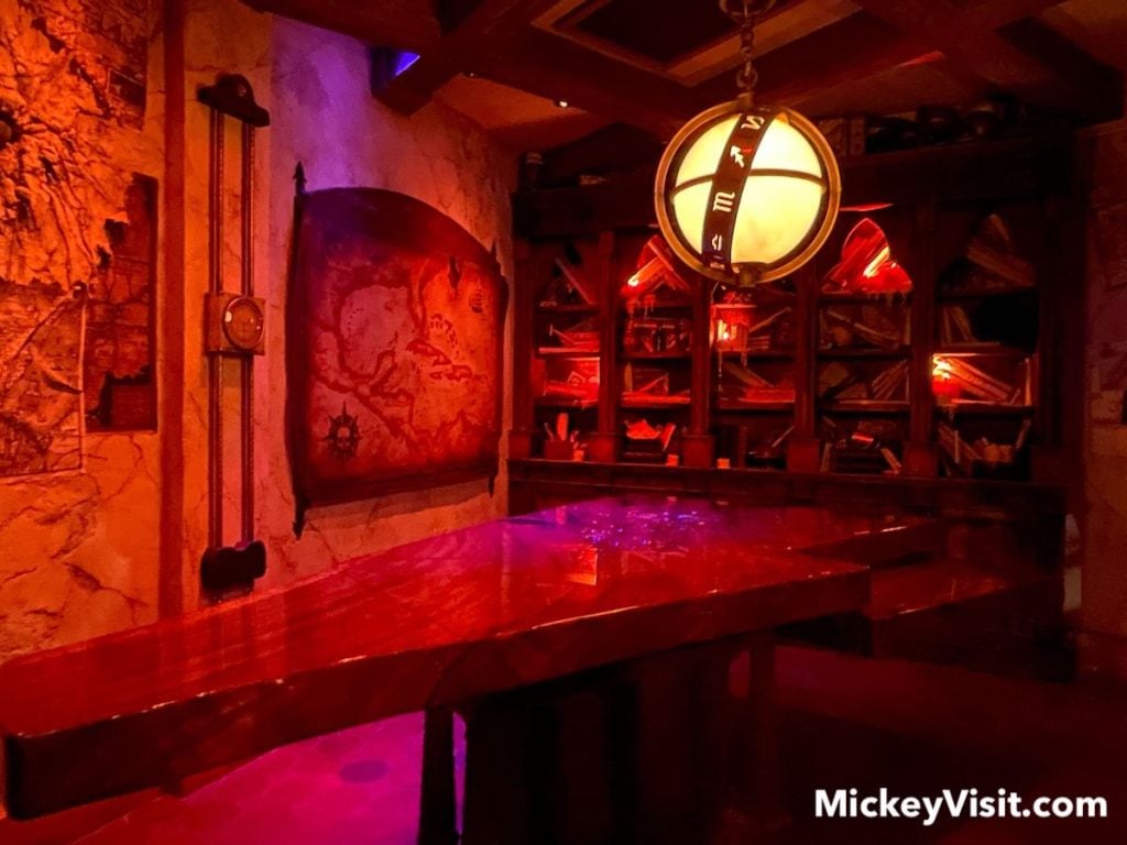 beak and barrel bar