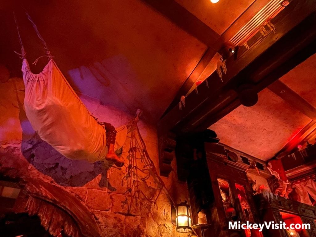 pirates of the caribbean bar