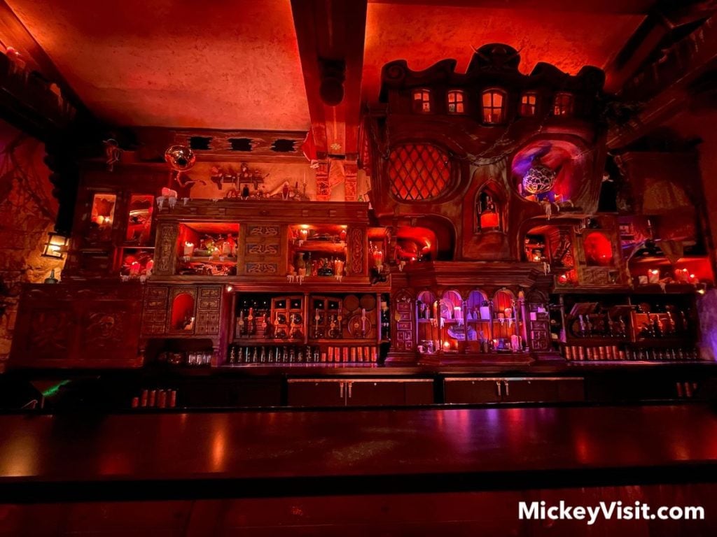 themed lounge pirates of the caribbean