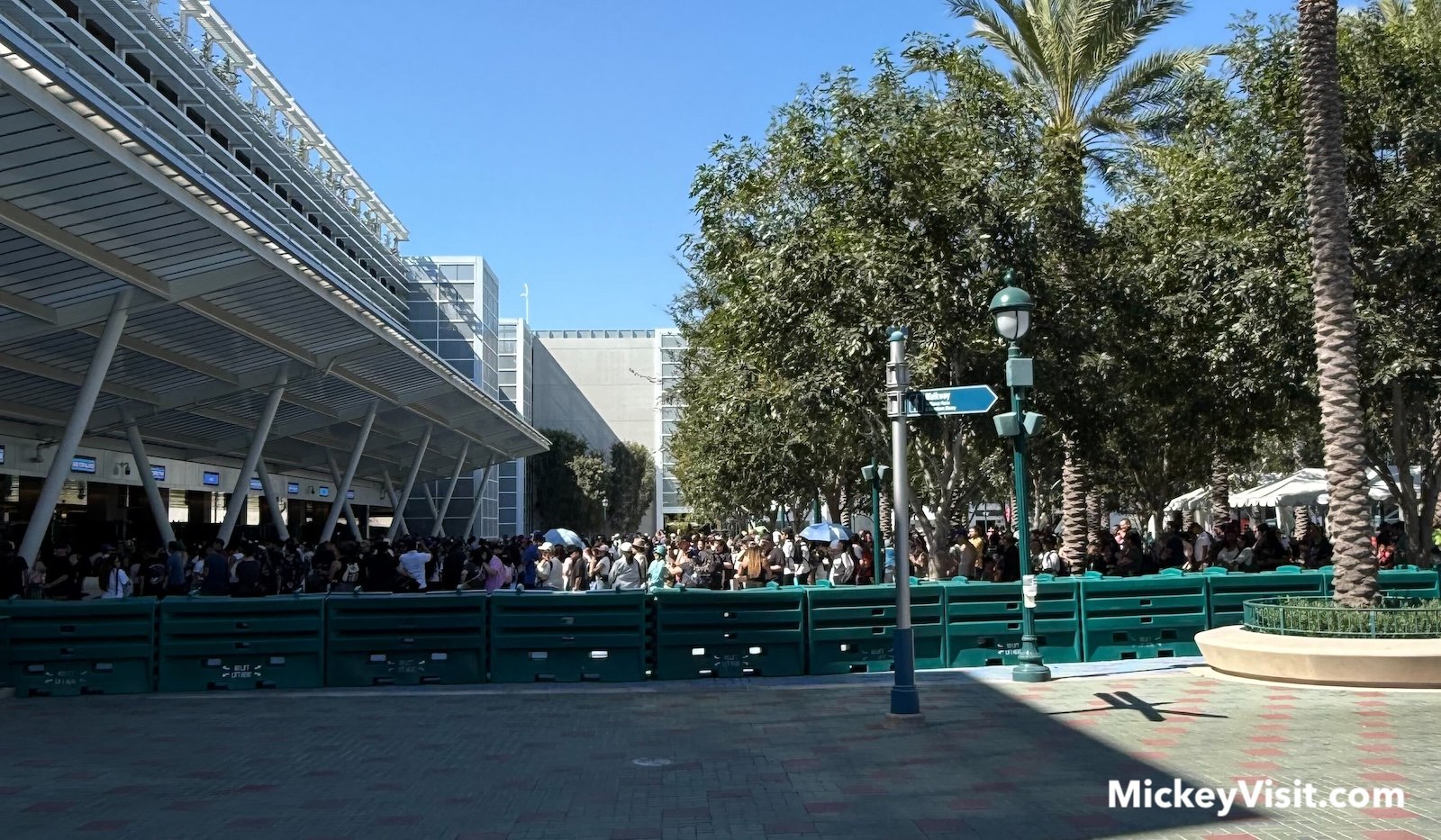 Oogie Boogie Bash security lines