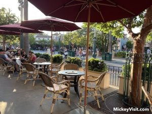 Carthay Circle Lounge outdoor area
