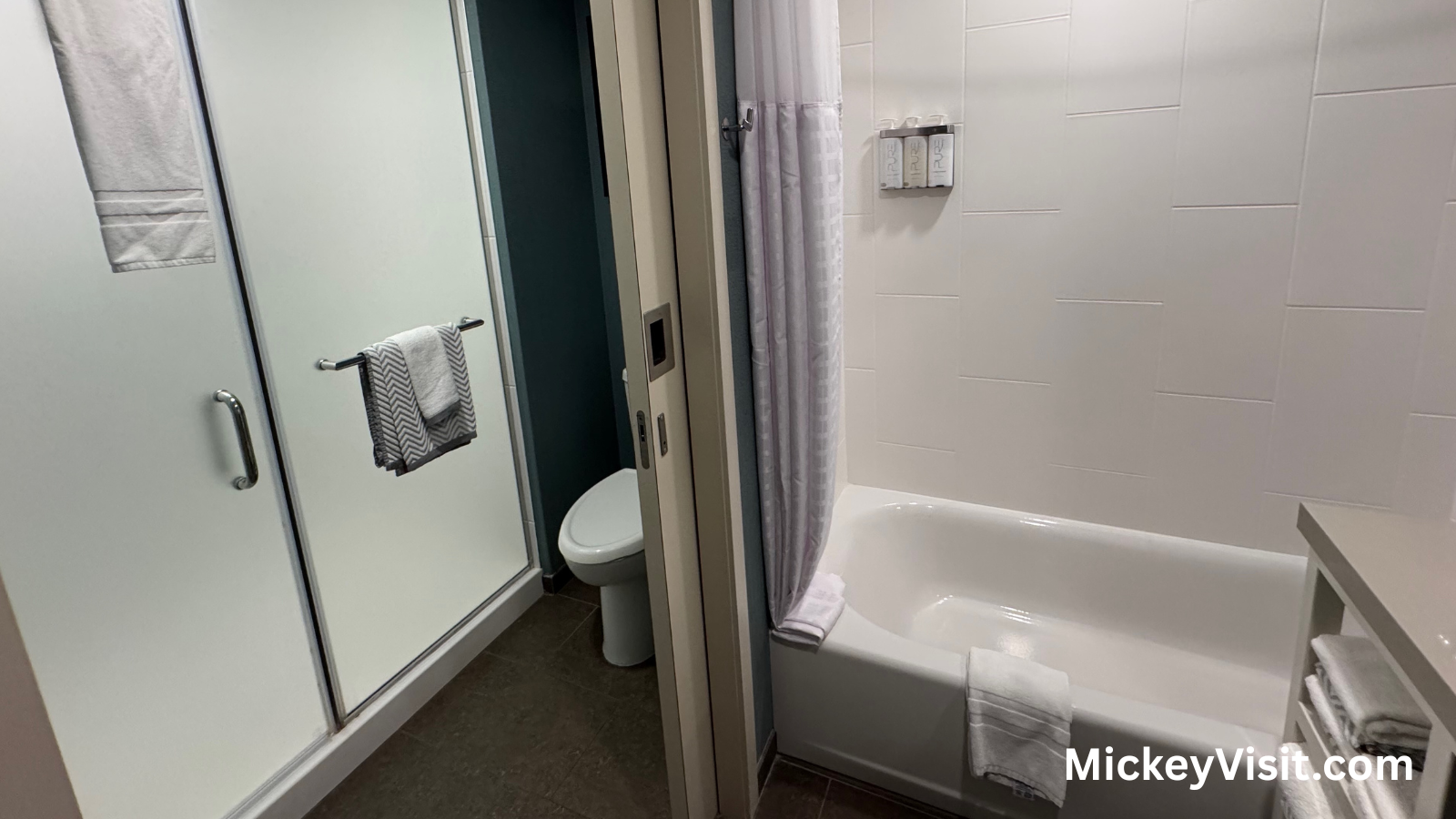 bathroom cambri