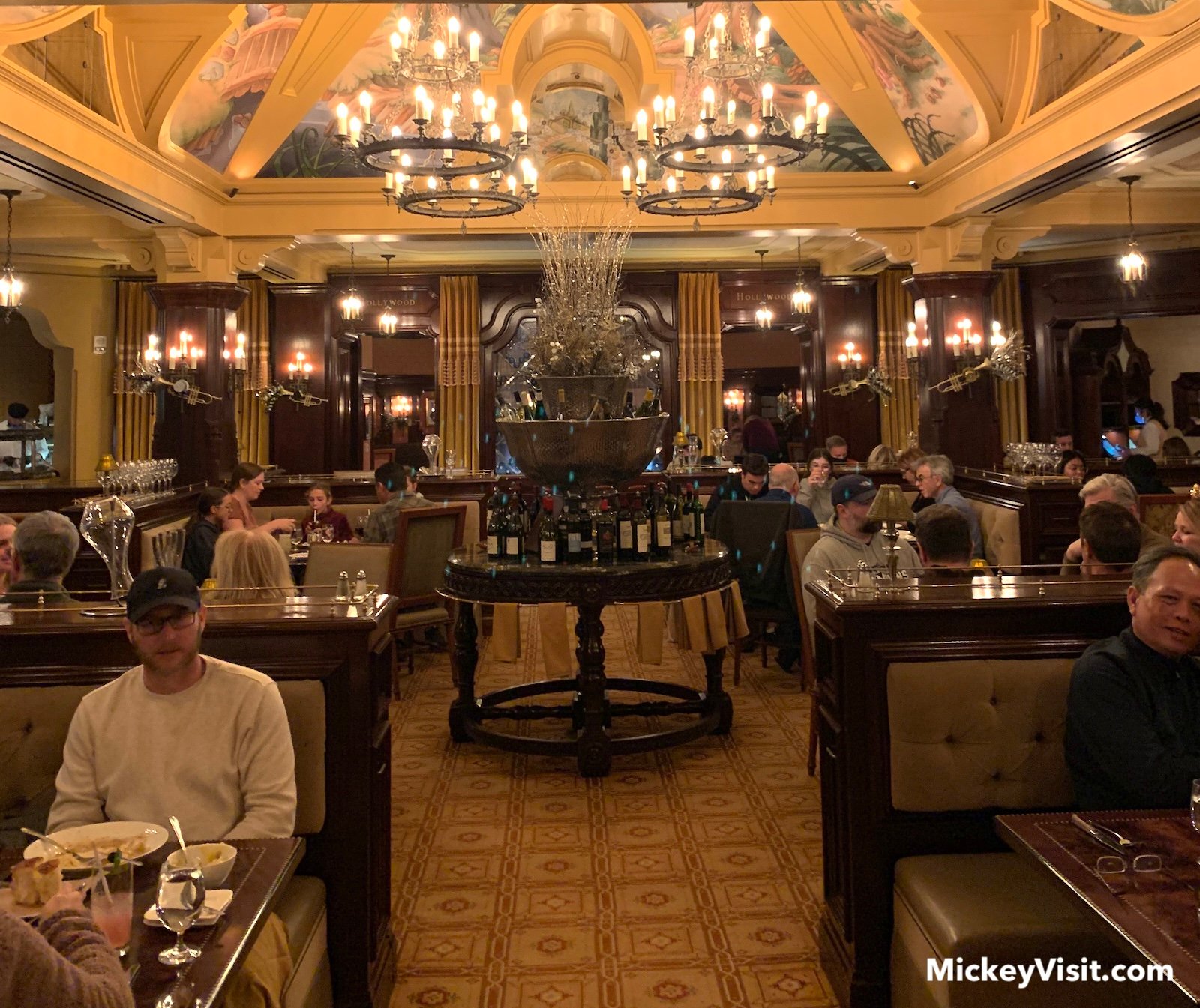Carthay Circle restaurant interior