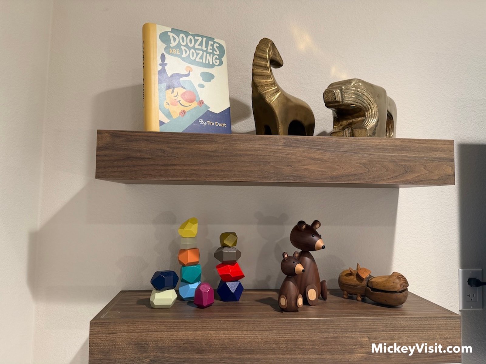 Jack-Jack's shelf Parr House