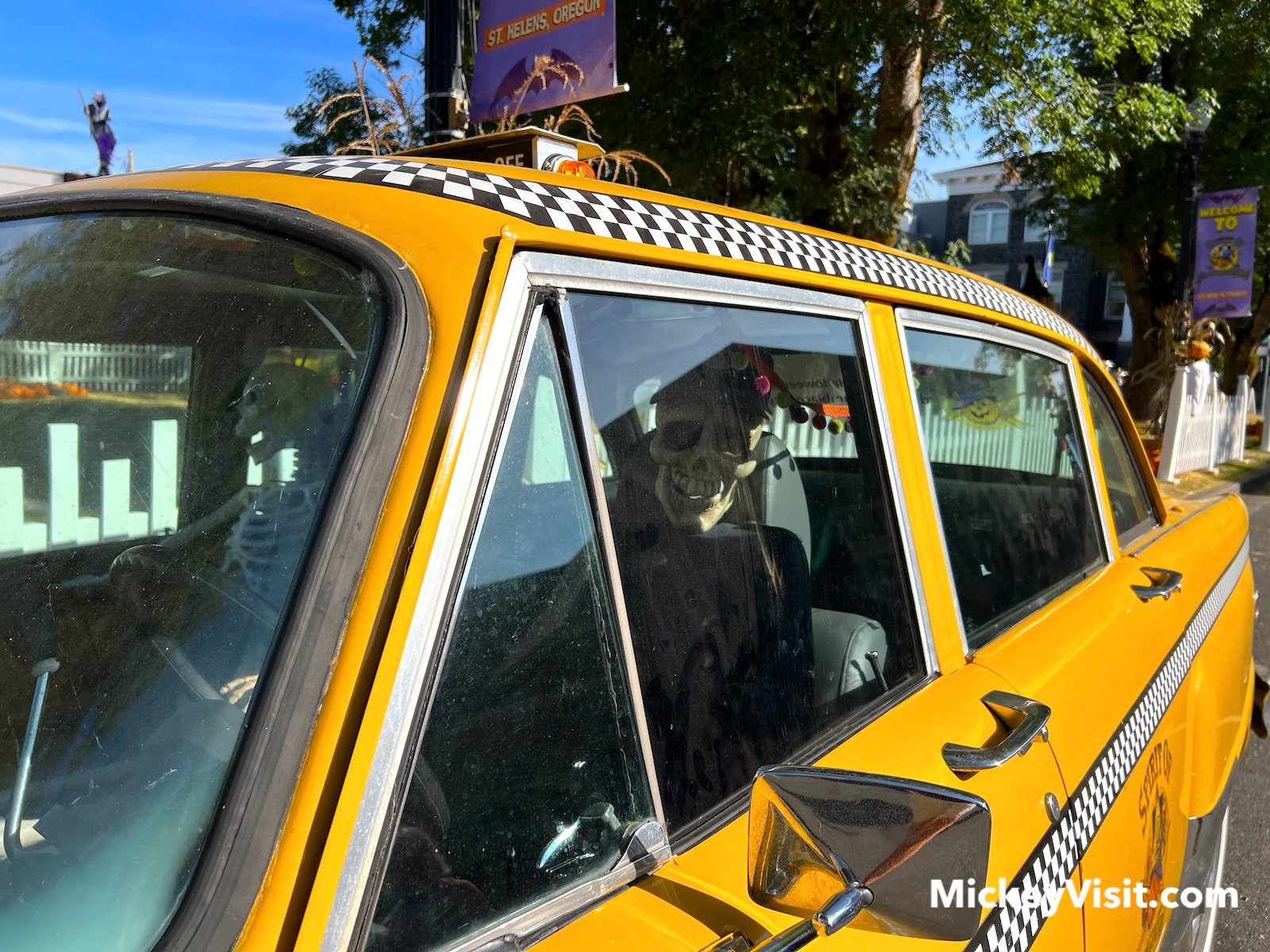 halloweentown benny cab 