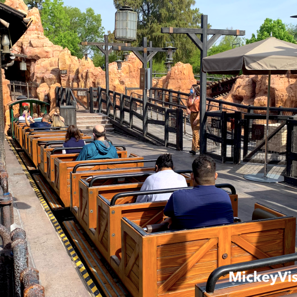disneyland big thunder mountain ride cars