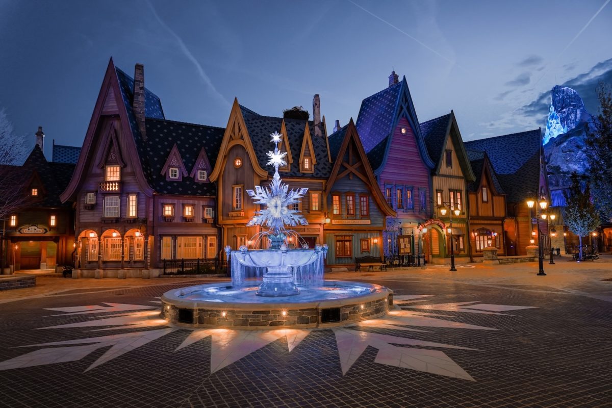 BREAKING! Disney's New World of Frozen Themed Land Opening Date ...