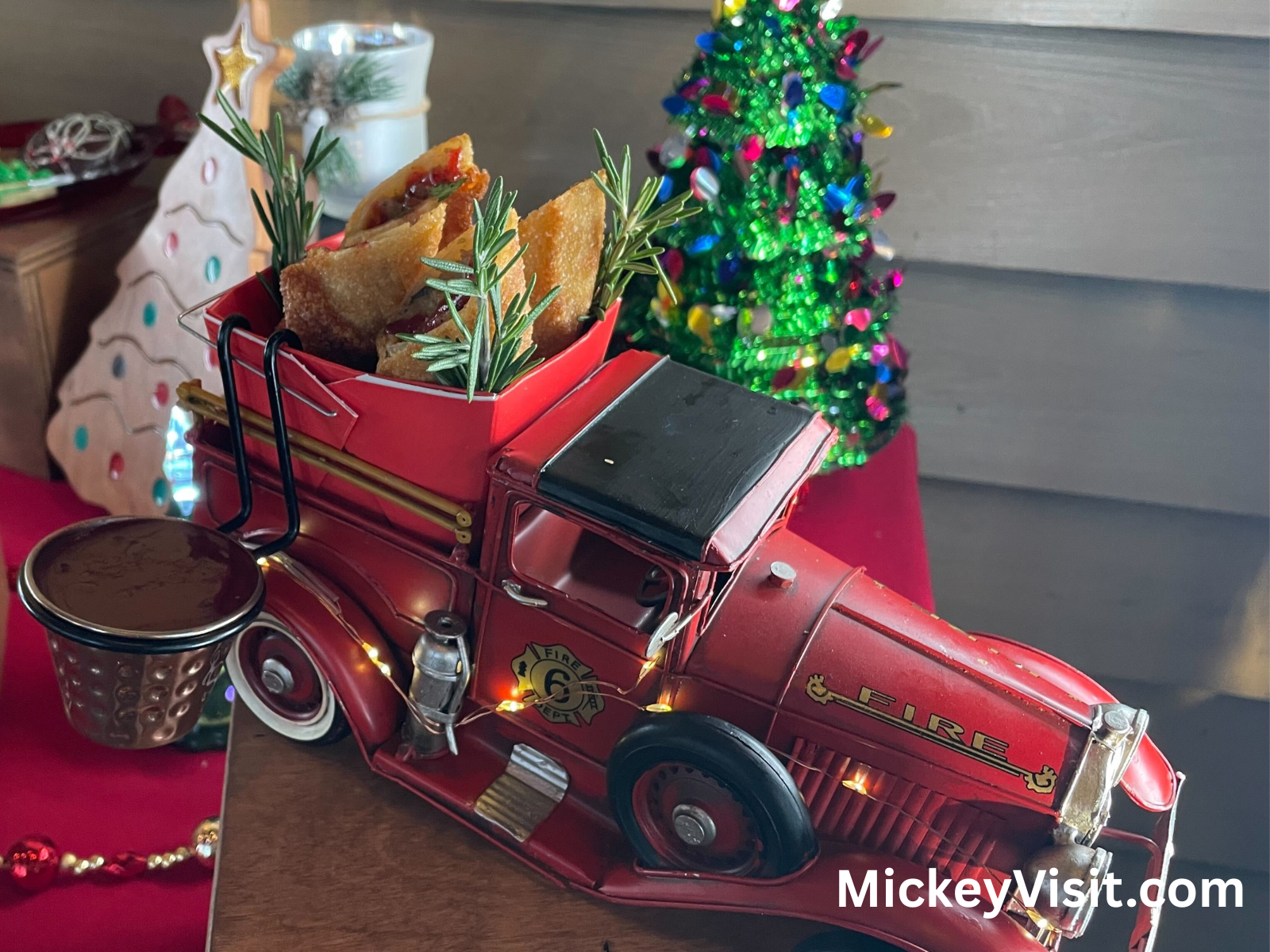 Jock Lindsey egg rolls