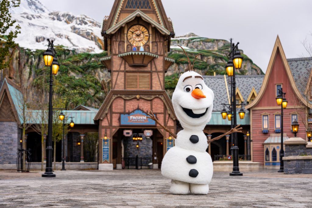 BREAKING! Disney's New World of Frozen Themed Land Opening Date ...