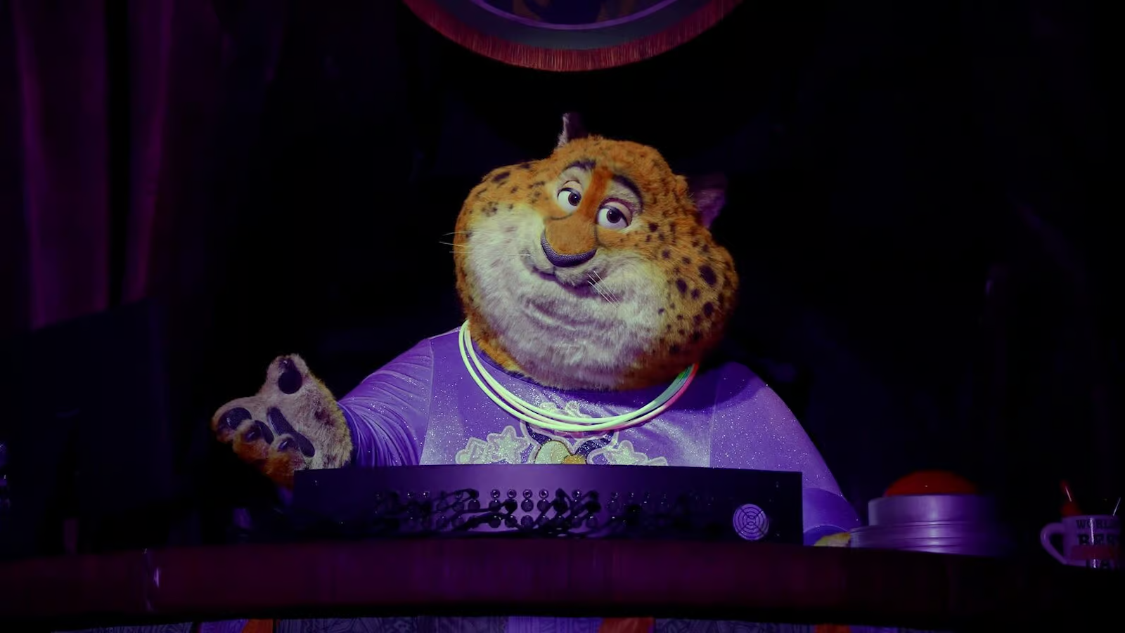 Officer Clawhauser Zootopia show Animal Kingdom