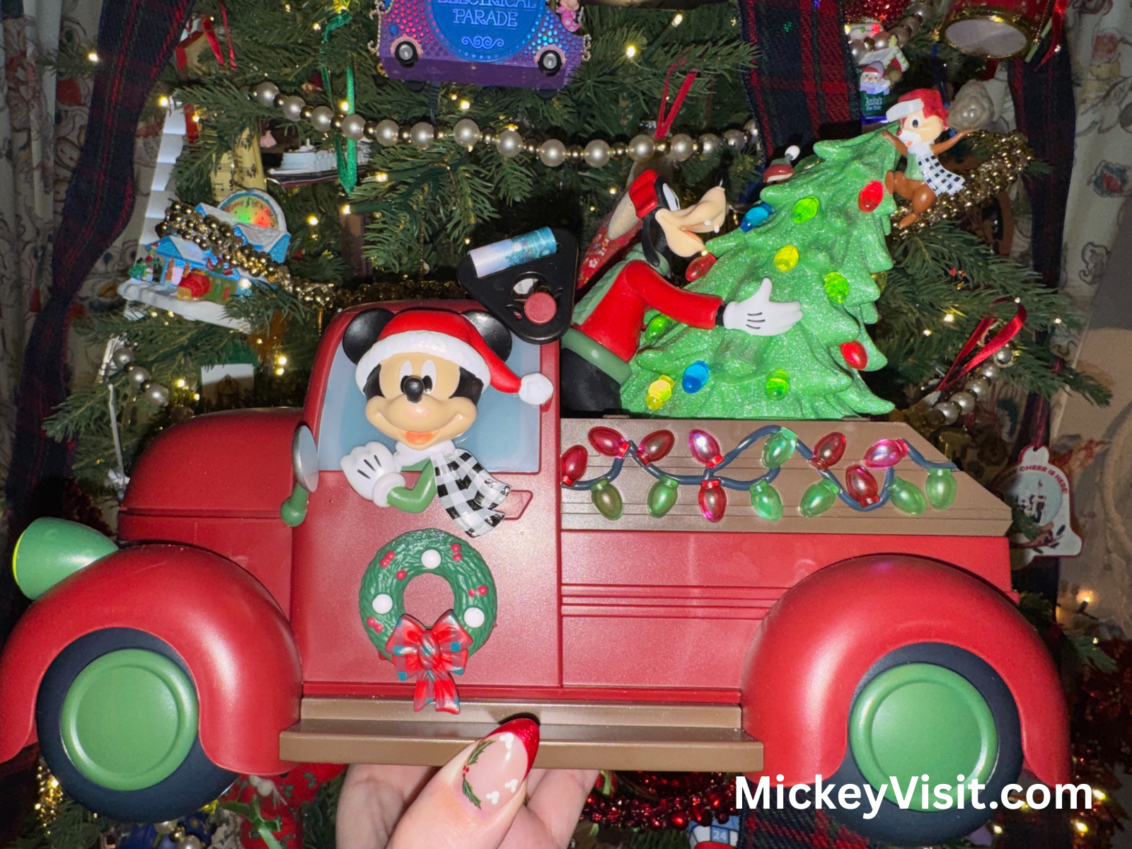 December popcorn bucket