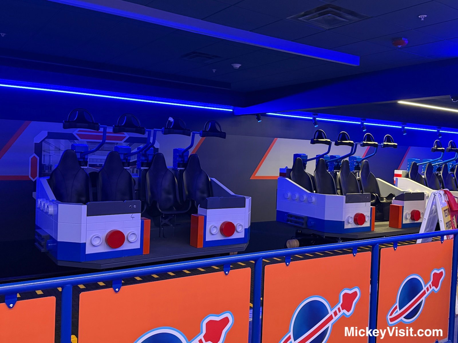 Galacticoaster vehicles loading station