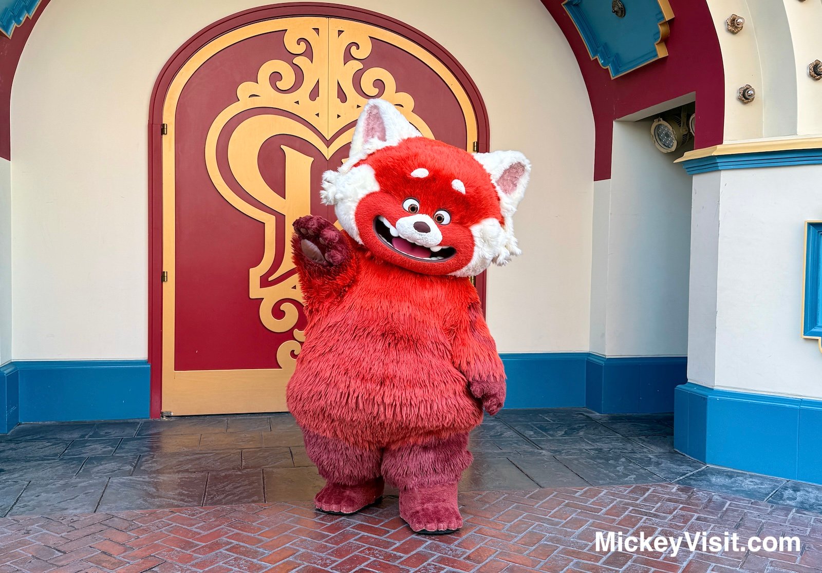 Mei Lei Pixar Pier Band Shell