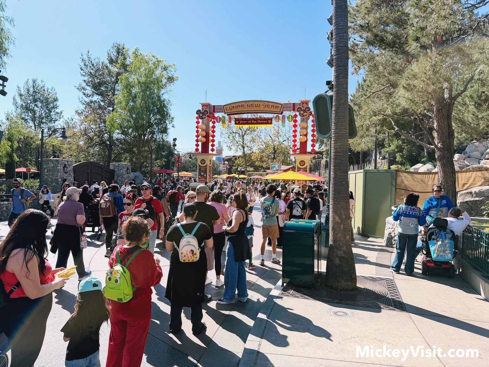 Food line at Disney California Adventure
