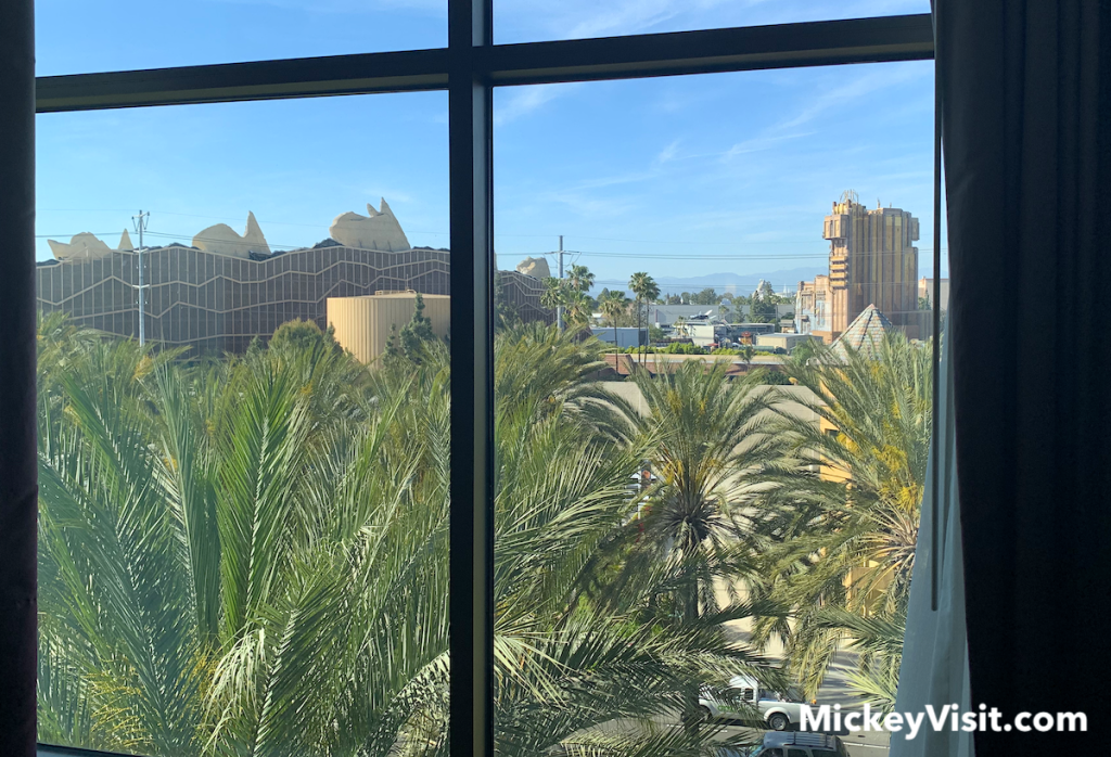 This Inexpensive Hotel Near Disneyland Offers Brand New Kids Suites and Complimentary Breakfast