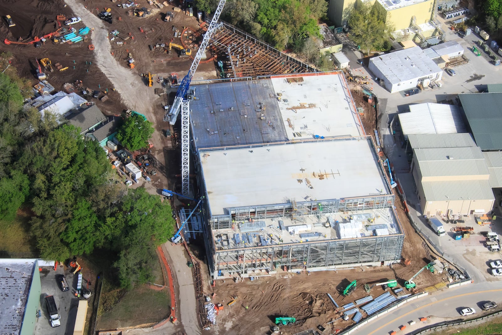 Encanto ride construction