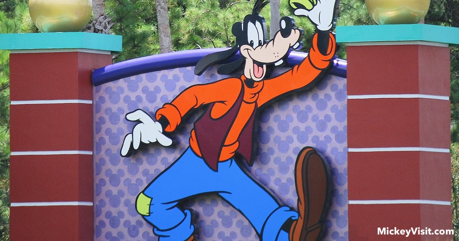 Goofy sign