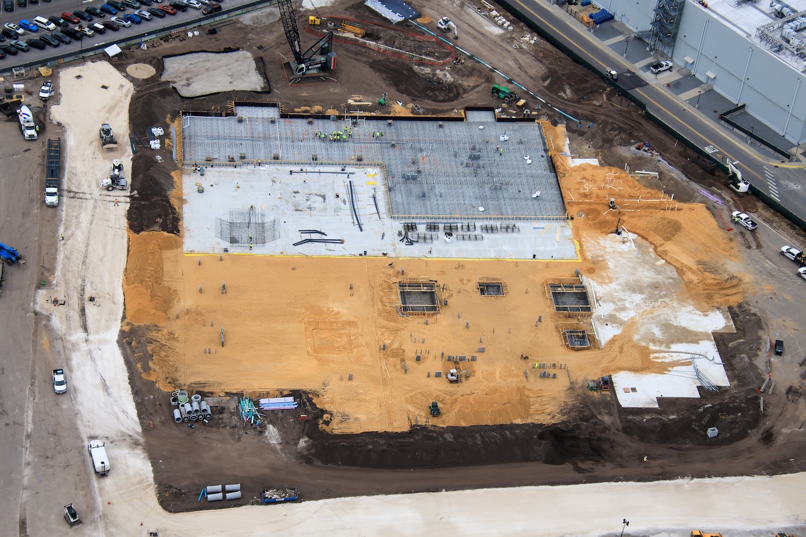 Monstropolis roller coaster construction