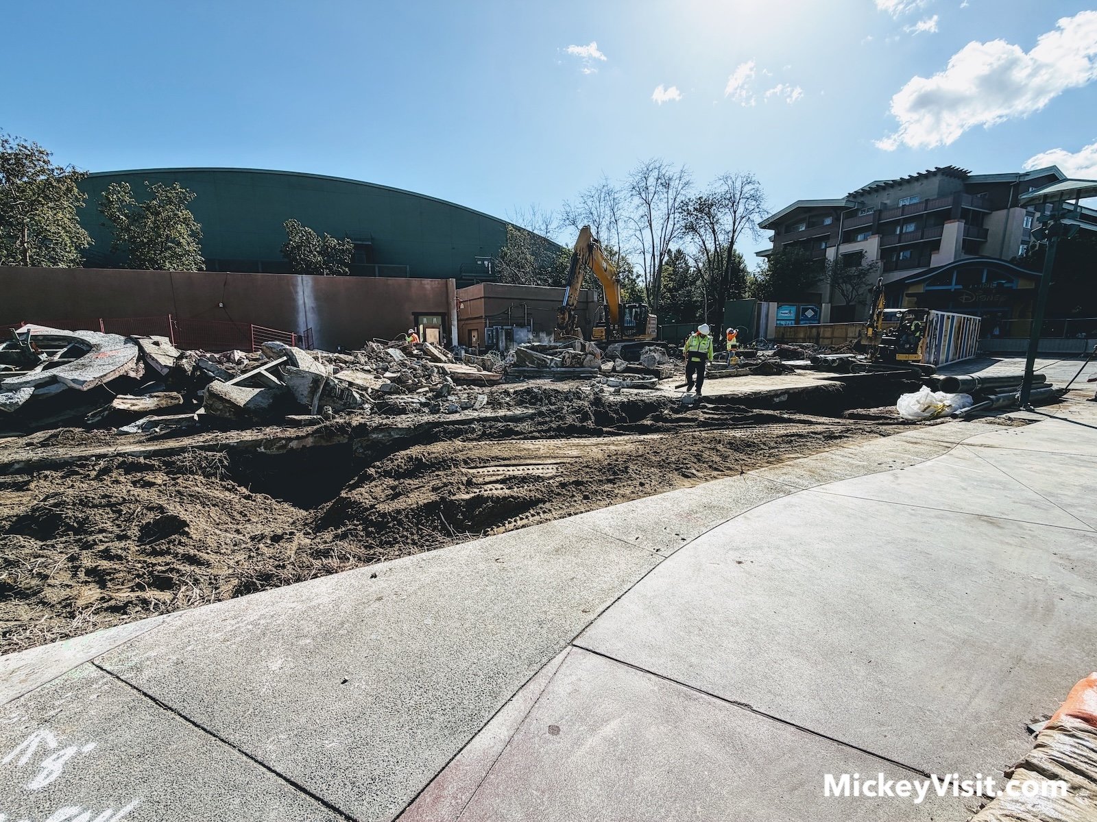 Porto's Bakery & Cafe construction