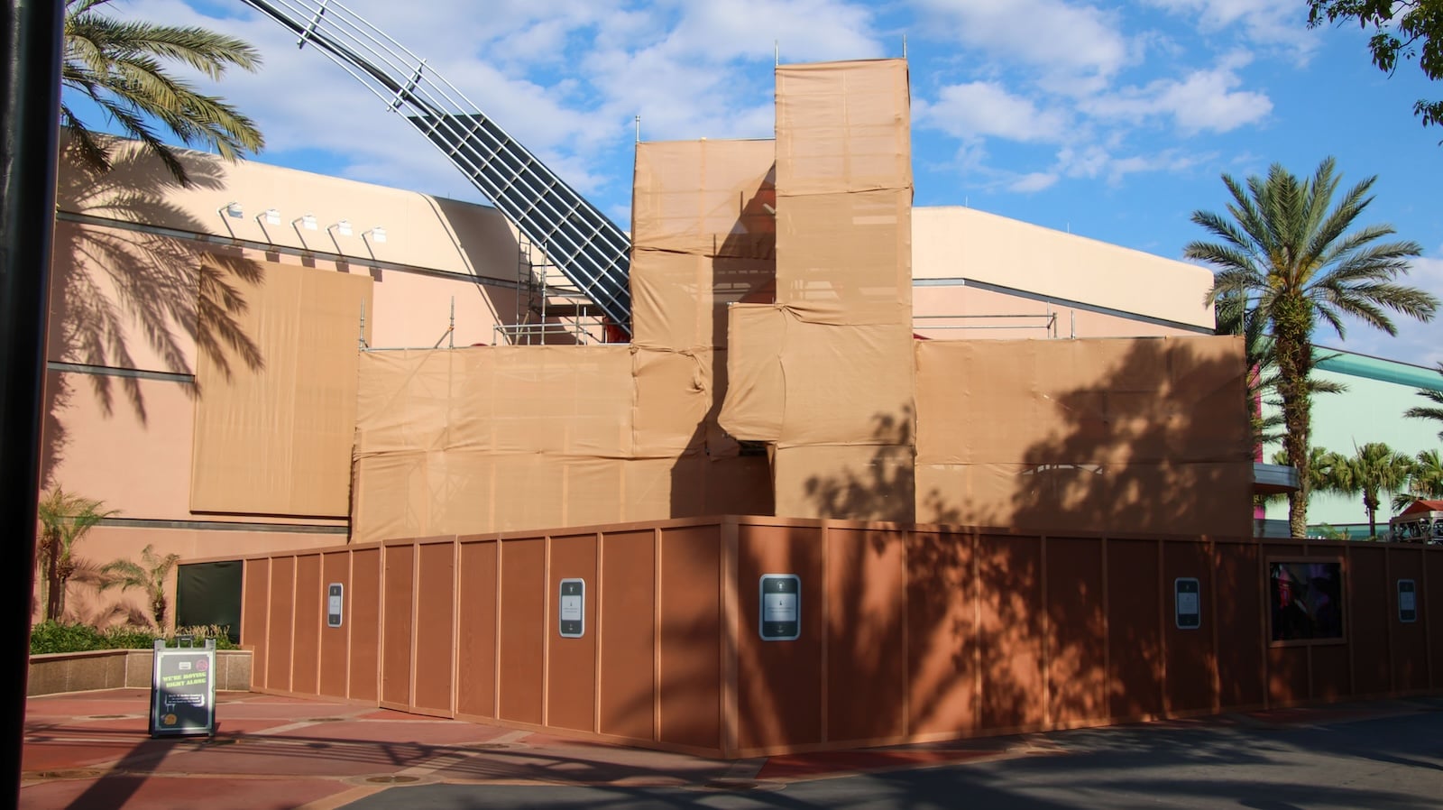 Rock 'n' Roller Coaster