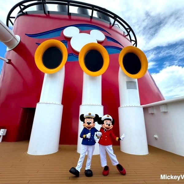 disney cruise line mickey and minnie