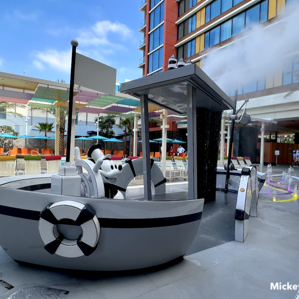 disney vacation club boat pool