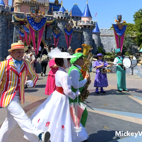 mary popins at disneyland