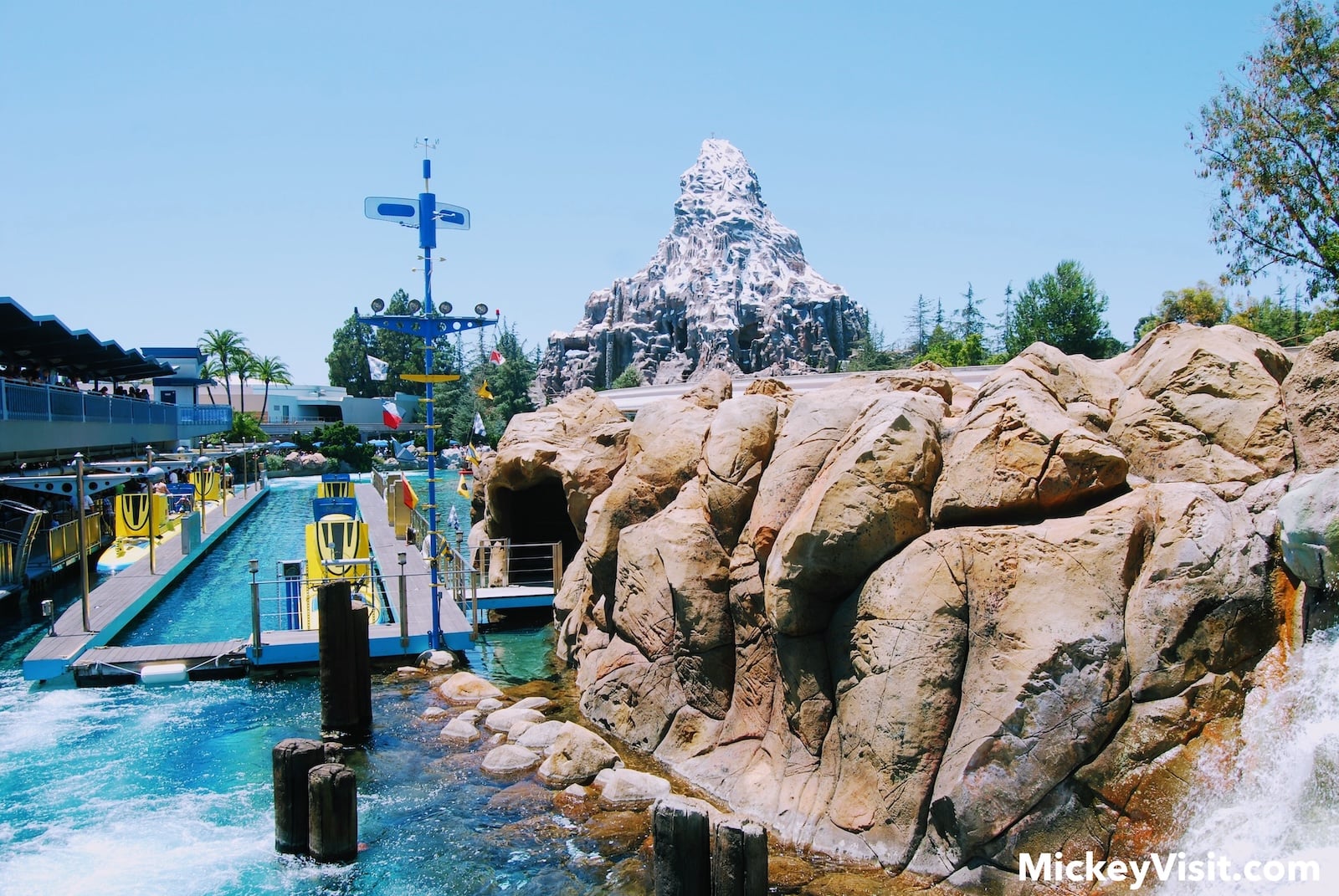 Matterhorn and submarine