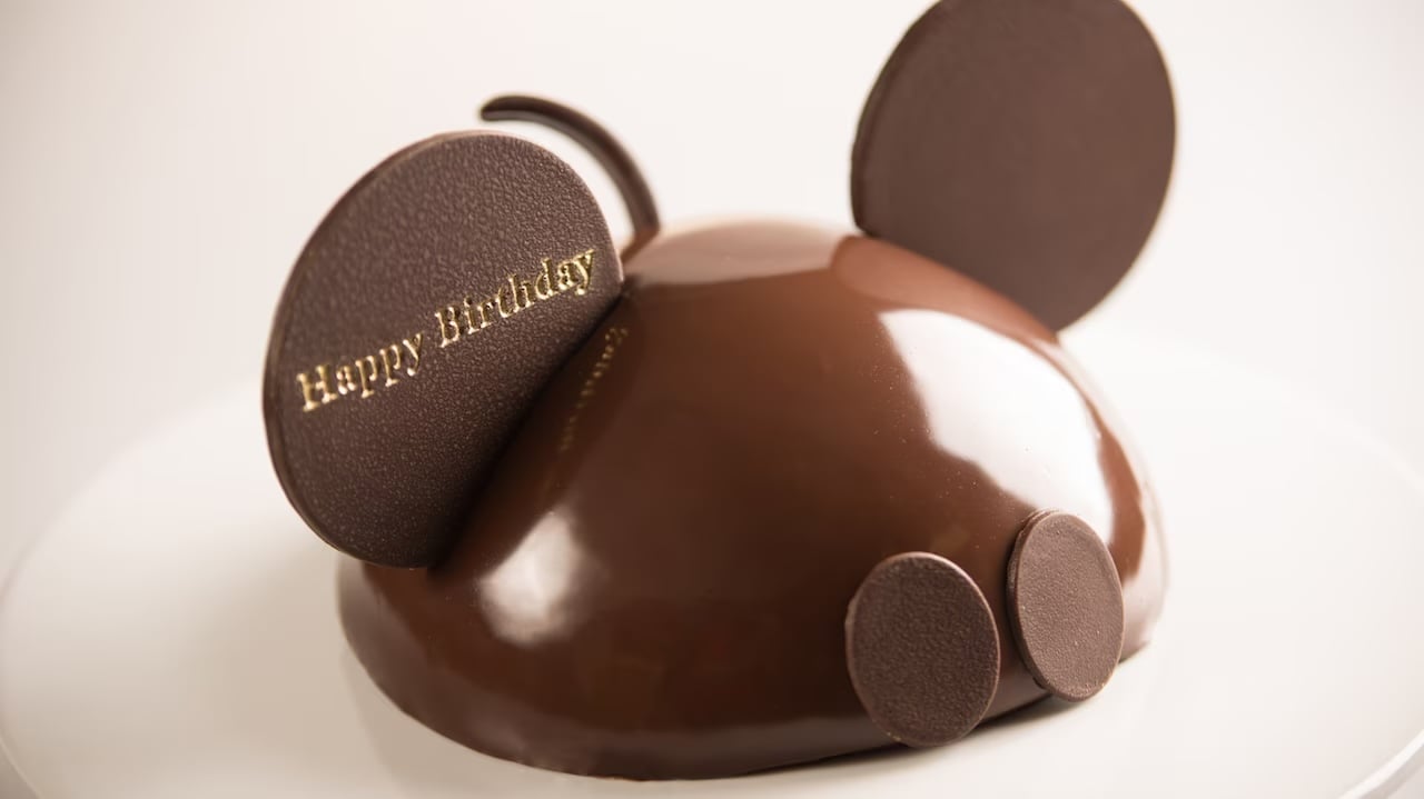 Mickey chocolate cake
