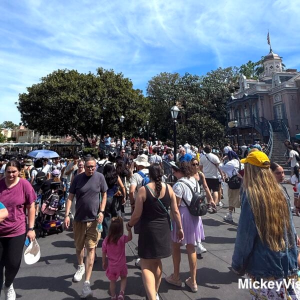 New Orleans Square crowds at Disneyland