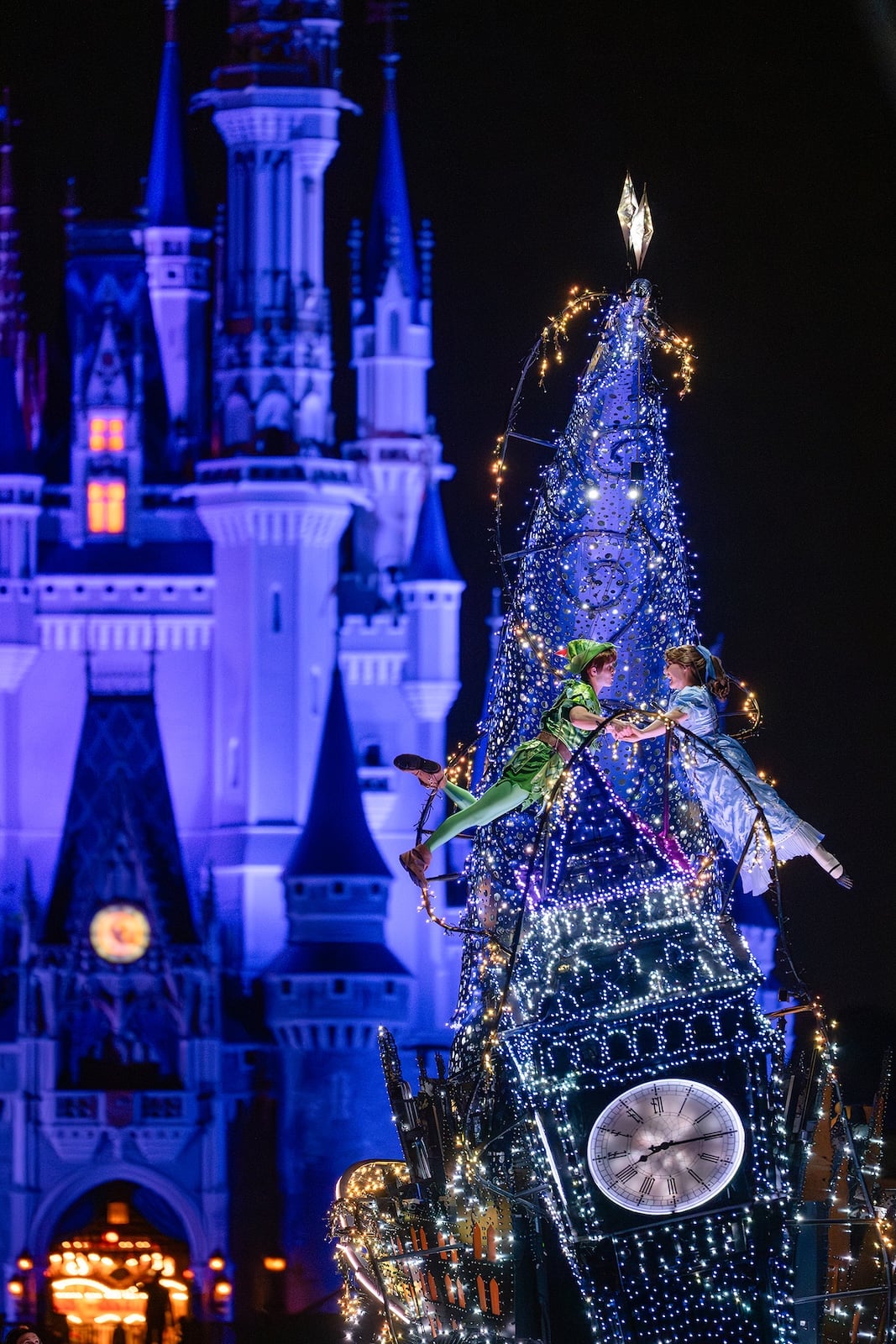 Peter Pan and Wendy flying