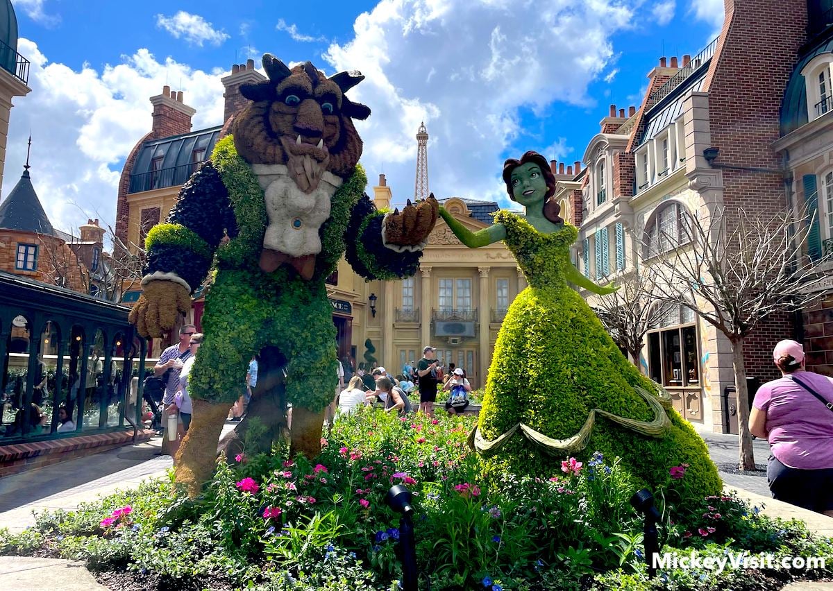 beauty and the beast topiary