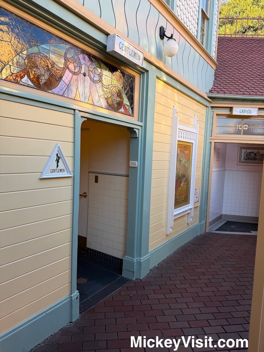 Carnation Cafe bathroom