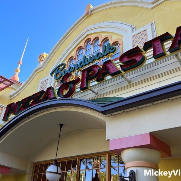 disneyland pizza and pasta restaurant