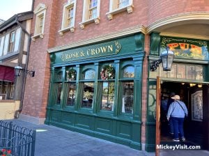 disney world rose and crown restaurant
