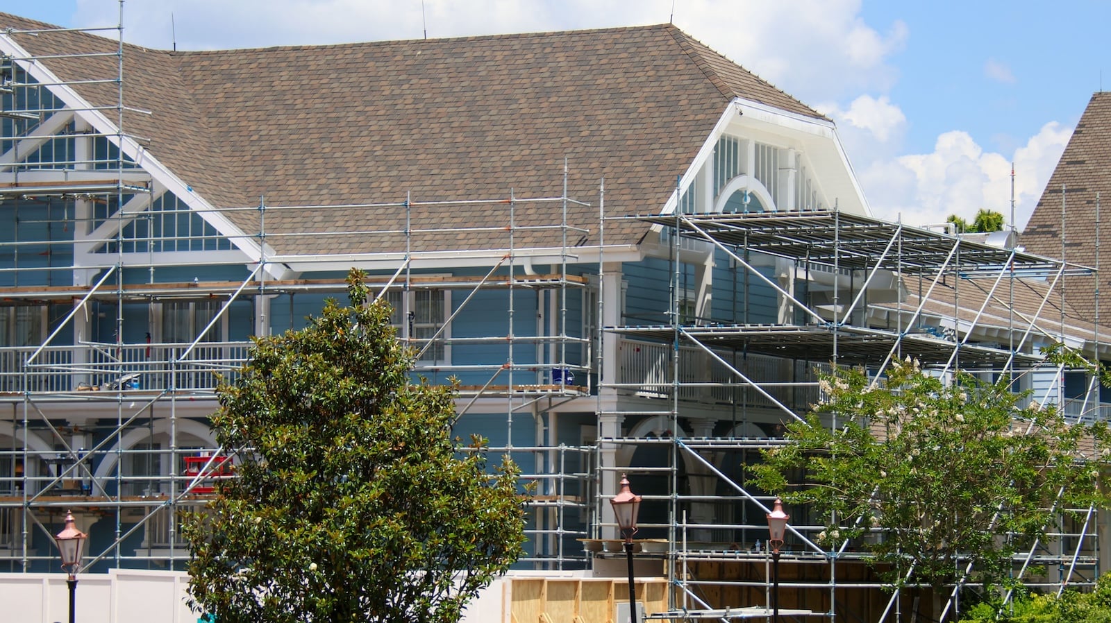 Beach Club scaffolding