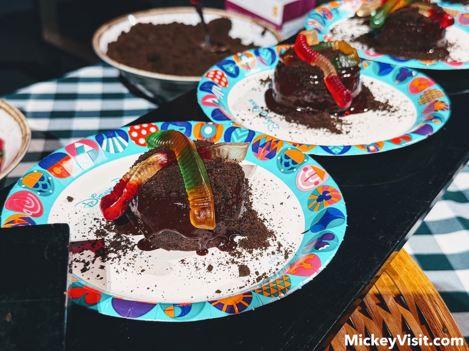 Gawrsh Worms Everywhere Cake