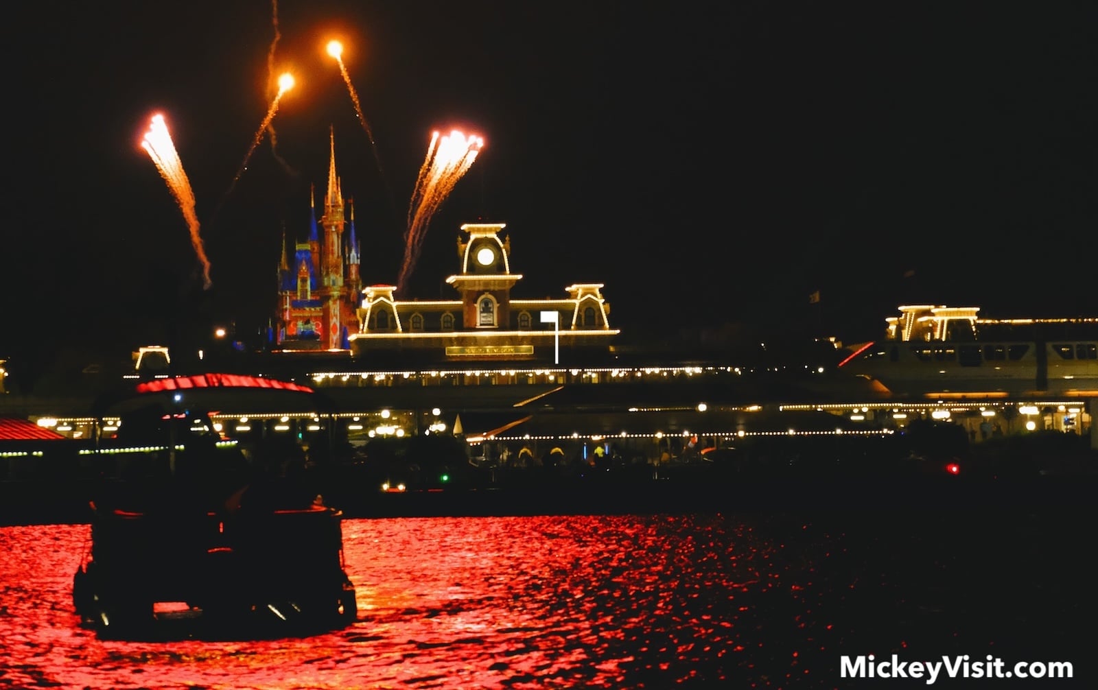 Magic Kingdom fireworks cruise