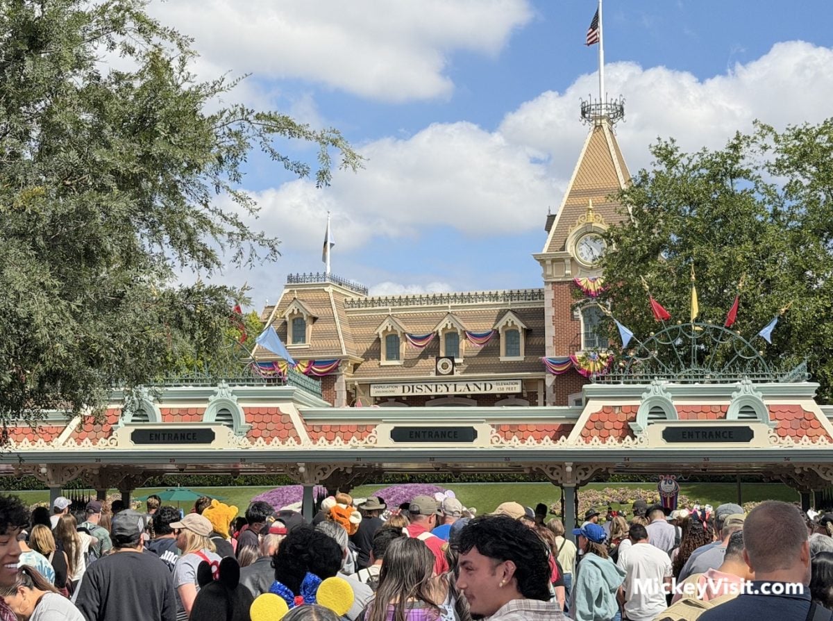 disneyland ticket booths