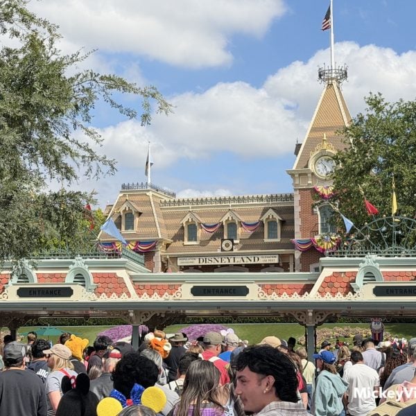 disneyland ticket booths