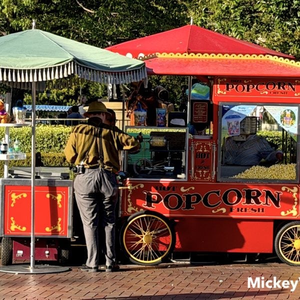 disneyland popcorn cart