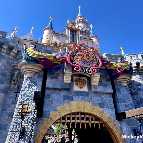 disneyland sleeping beauty castle