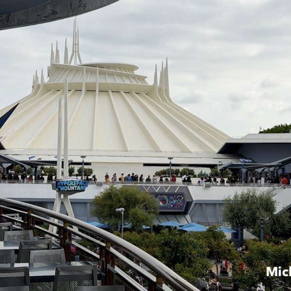 disneyland tomorrowland