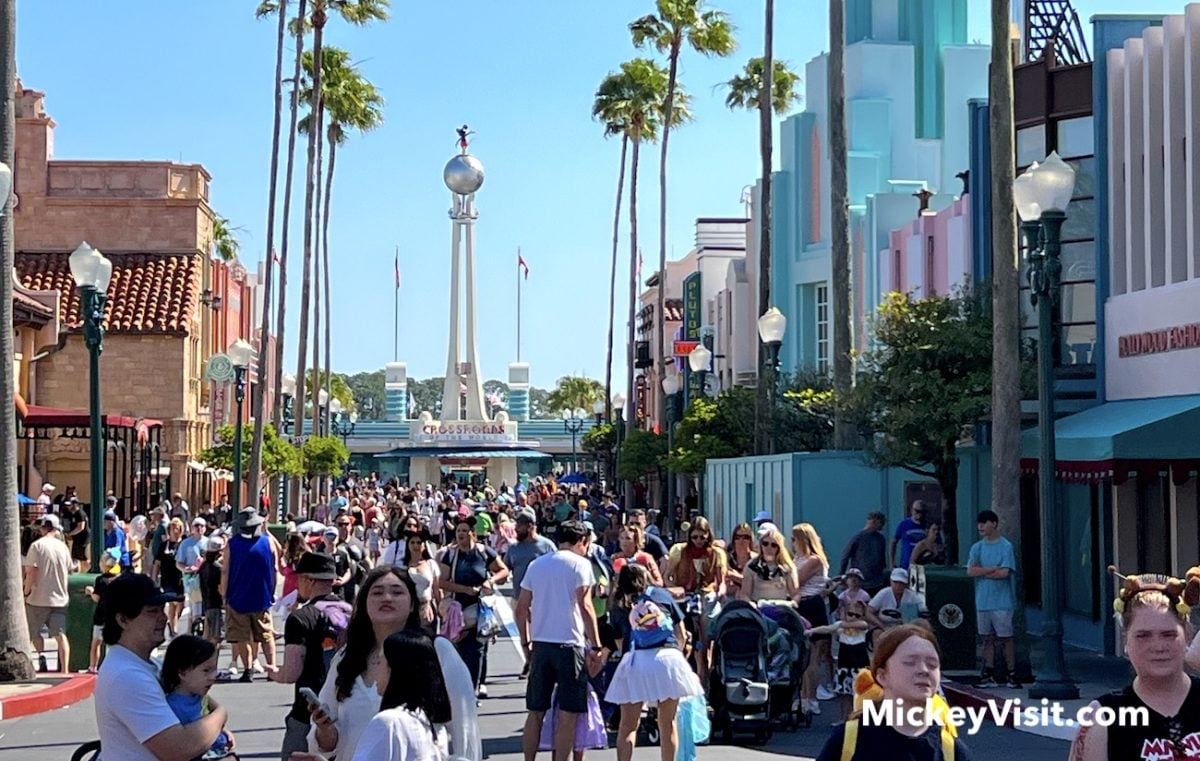 hollywood studios entrance