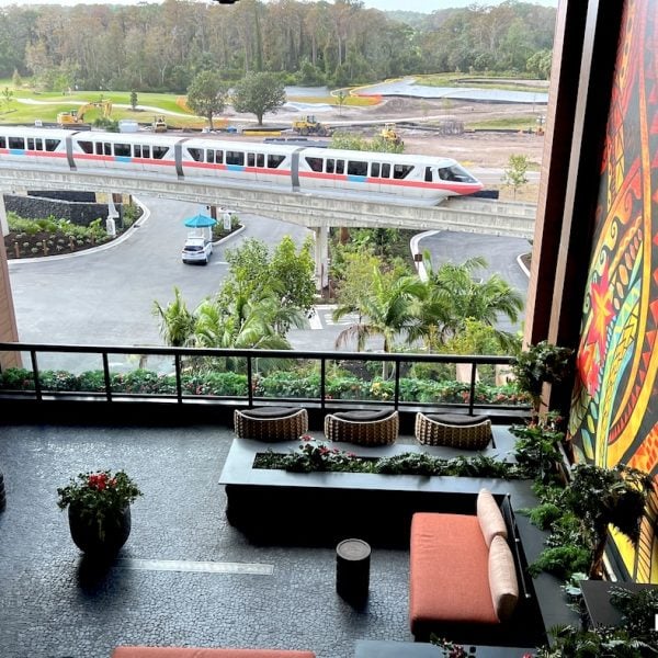 disney vacation club view from island tower lounge