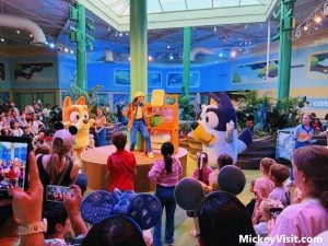 Bingo and Bluey dance party